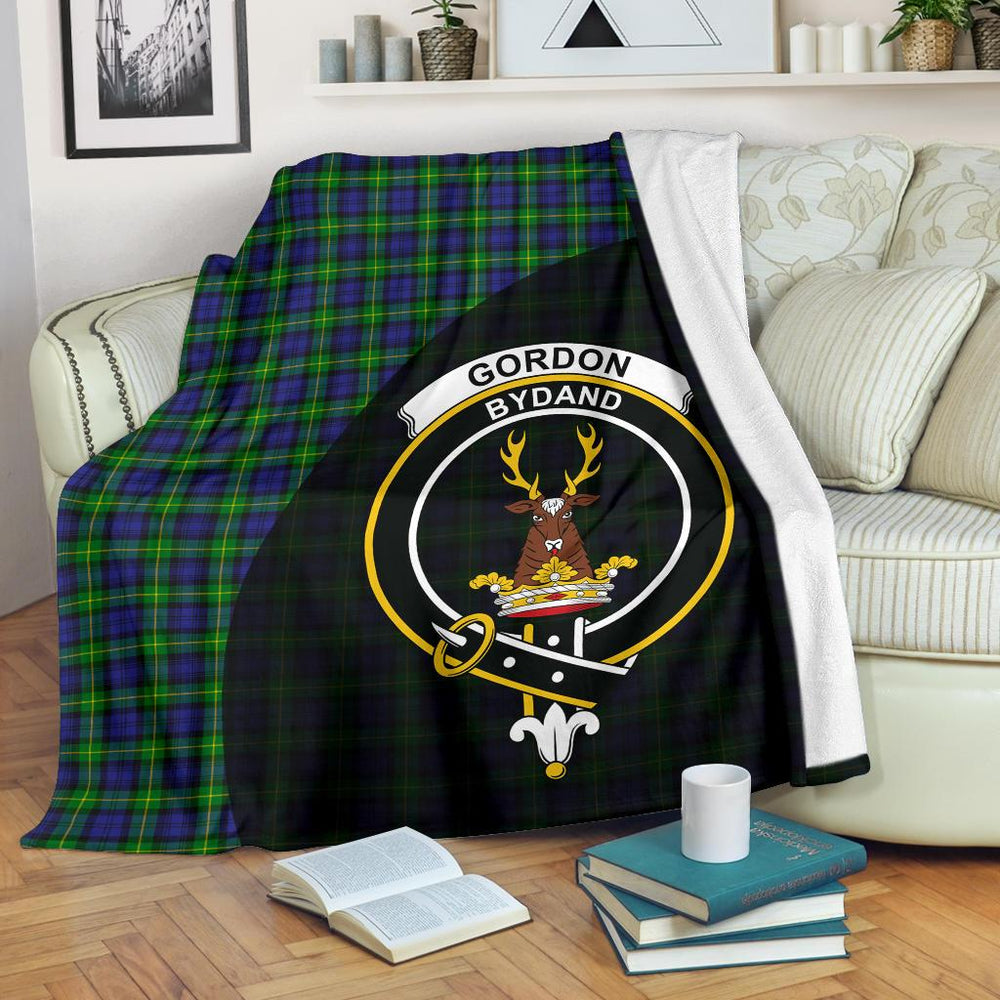 Clan Gordon Modern Tartan Crest BlanketQP20 Clan Gordon Tartan Today   