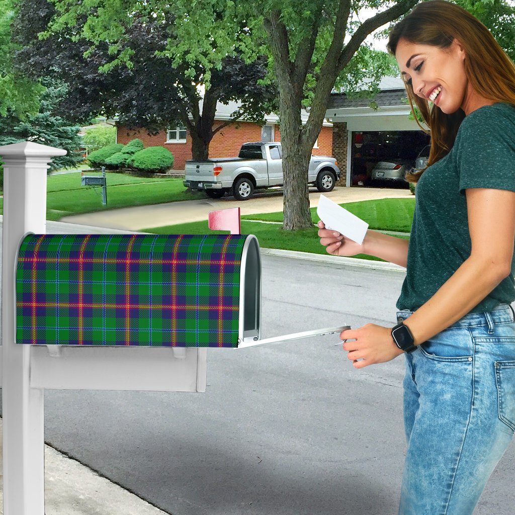 Clan Young Modern Tartan Mailbox NG25 Clan Young Tartan Today   