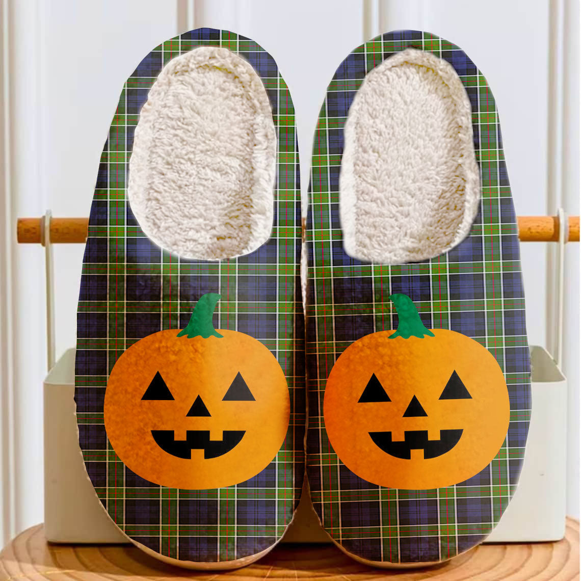 Clan Colquhoun Tartan Halloween Pumpkin Slippers, Fluffy Spooky Slippers ZN63 Colquhoun Tartan Tartan Halloween   