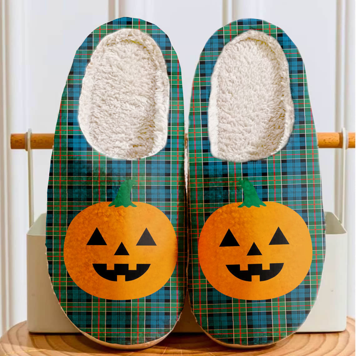 Clan Colquhoun Ancient Tartan Halloween Pumpkin Slippers, Fluffy Spooky Slippers OM80 Colquhoun Ancient Tartan Tartan Halloween   