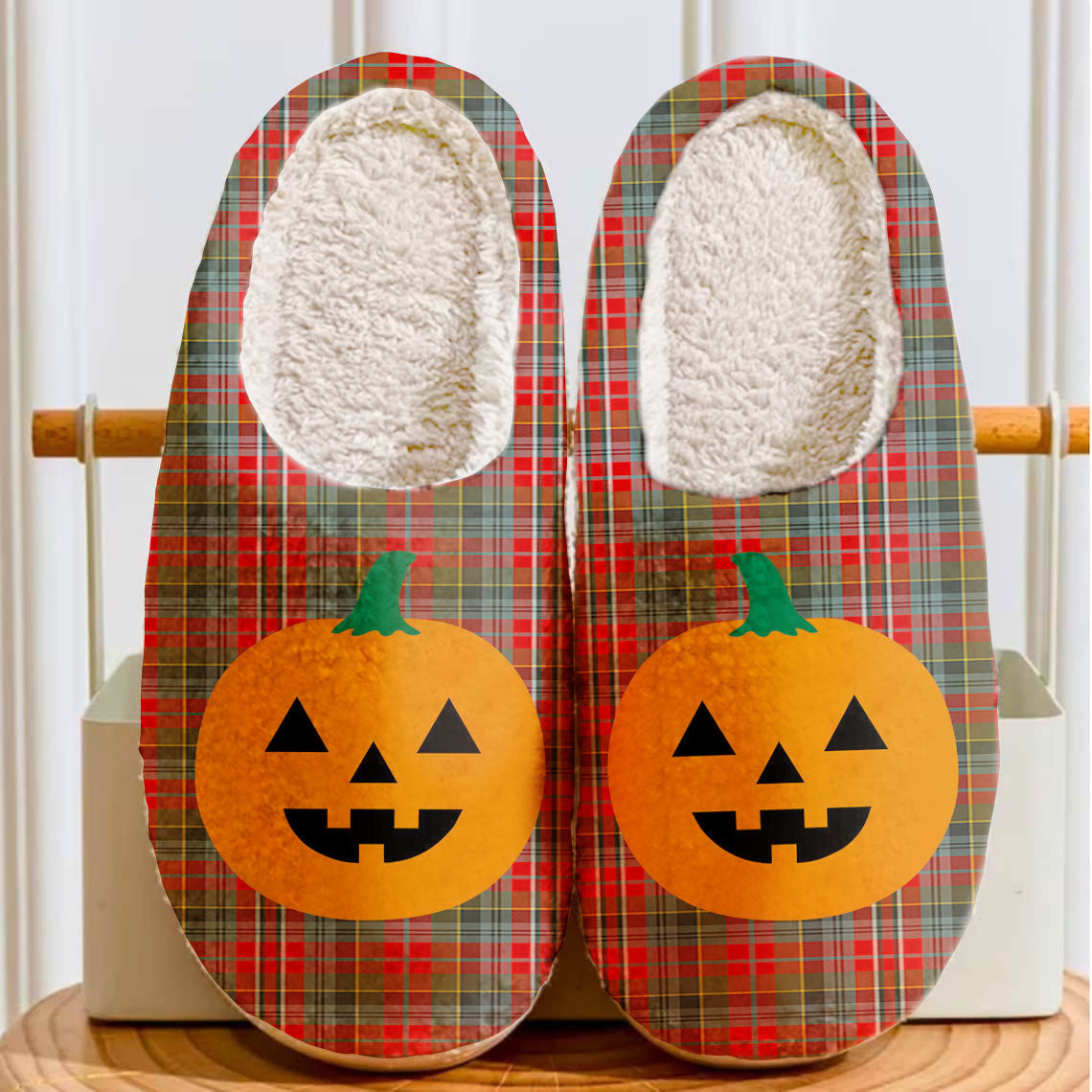 Clan MacPherson Weathered Tartan Halloween Pumpkin Slippers, Fluffy Spooky Slippers QL42 MacPherson Weathered Tartan Tartan Halloween   