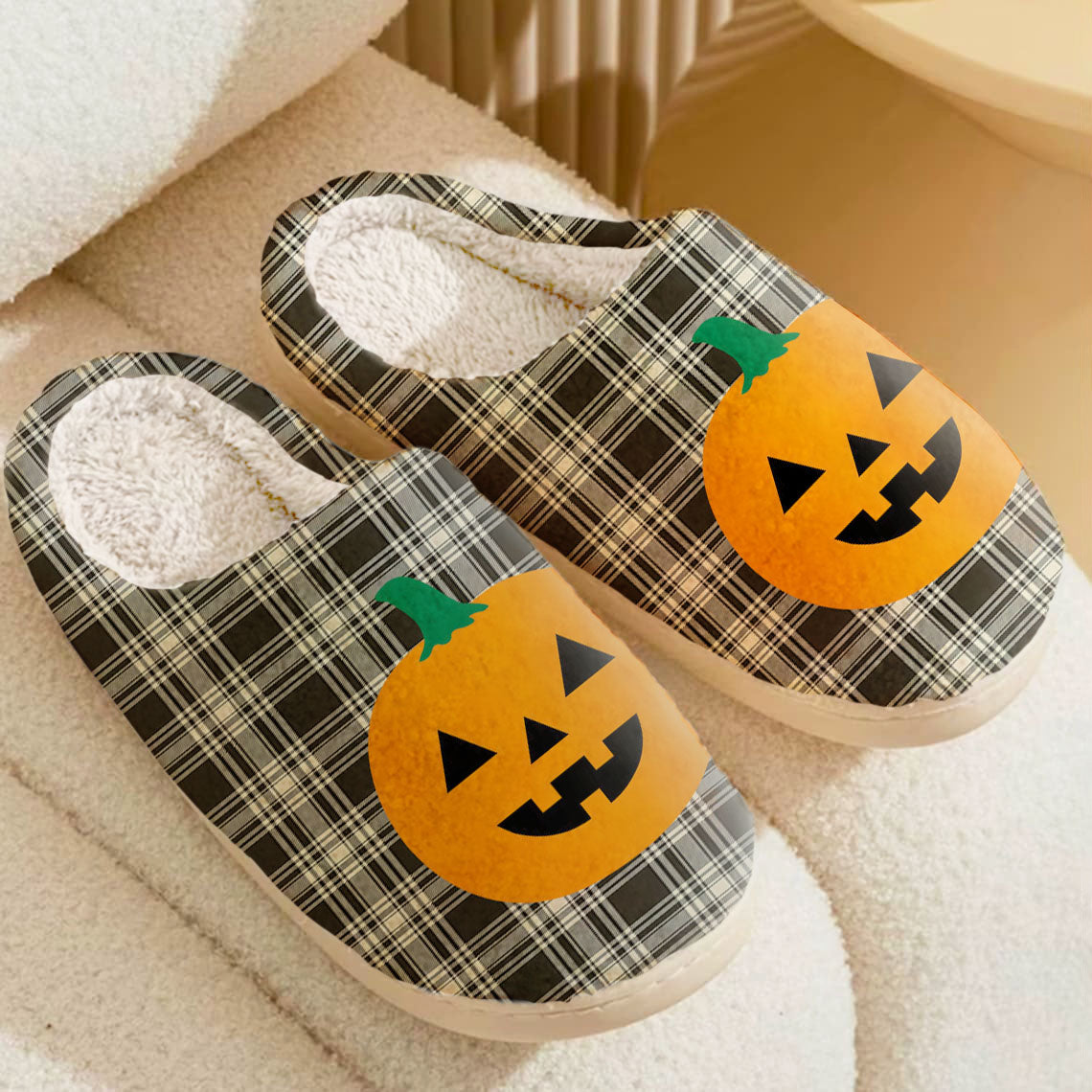 Clan Menzies Black & White Ancient Tartan Halloween Pumpkin Slippers, Fluffy Spooky Slippers VM78 Menzies Black & White Ancient Tartan Tartan Halloween   