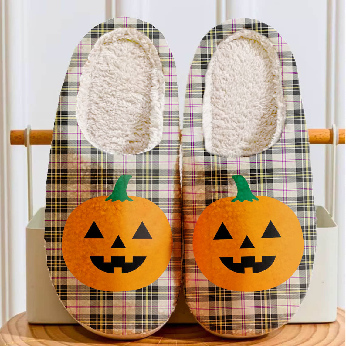 Clan MacPherson Dress Ancient Tartan Halloween Pumpkin Slippers, Fluffy Spooky Slippers QC79 MacPherson Dress Ancient Tartan Tartan Halloween   