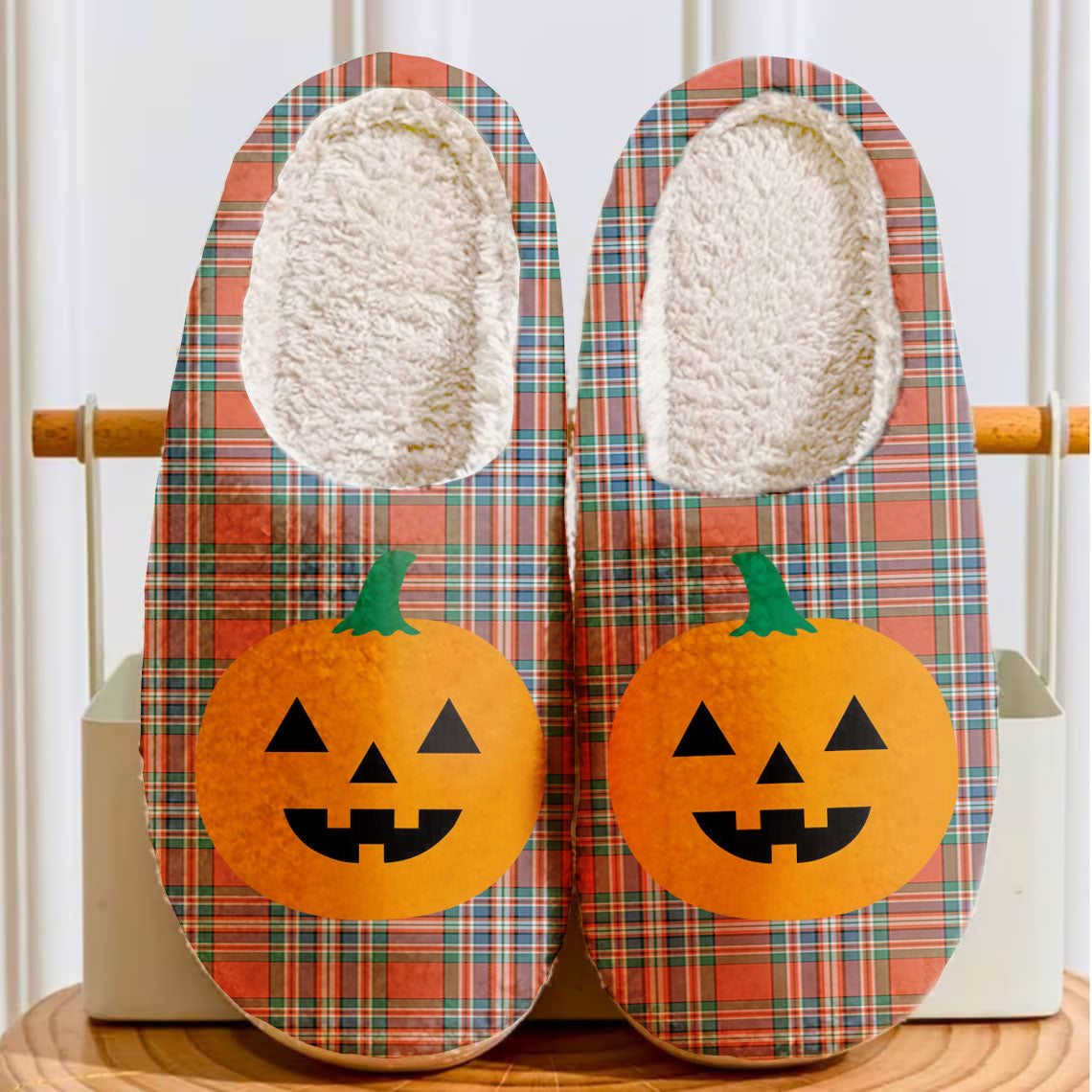 Clan MacFarlane Ancient Tartan Halloween Pumpkin Slippers, Fluffy Spooky Slippers IK48 MacFarlane Ancient Tartan Tartan Halloween   