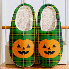 Clan Wallace Hunting Green Tartan Halloween Pumpkin Slippers, Fluffy Spooky Slippers FK63 Wallace Hunting Green Tartan Tartan Halloween   