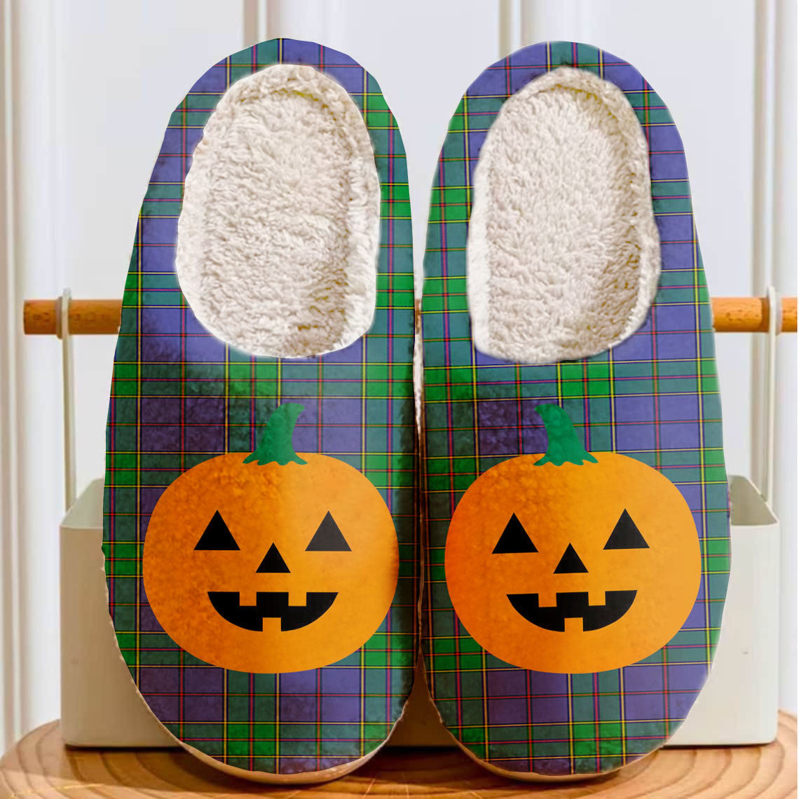 Clan Strachan Tartan Halloween Pumpkin Slippers, Fluffy Spooky Slippers RN25 Strachan Tartan Tartan Halloween   