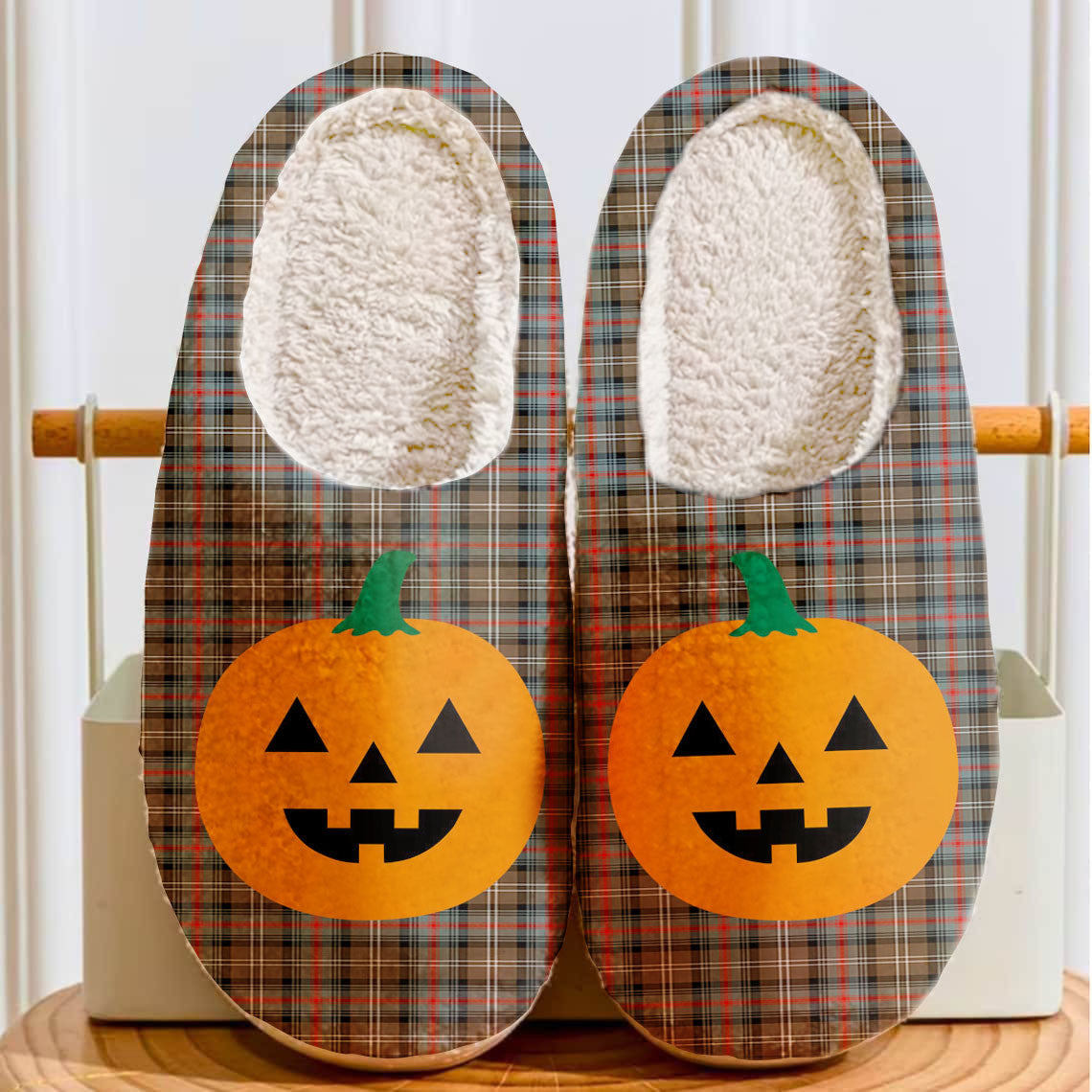 Clan Sutherland Weathered Tartan Halloween Pumpkin Slippers, Fluffy Spooky Slippers EX35 Sutherland Weathered Tartan Tartan Halloween   